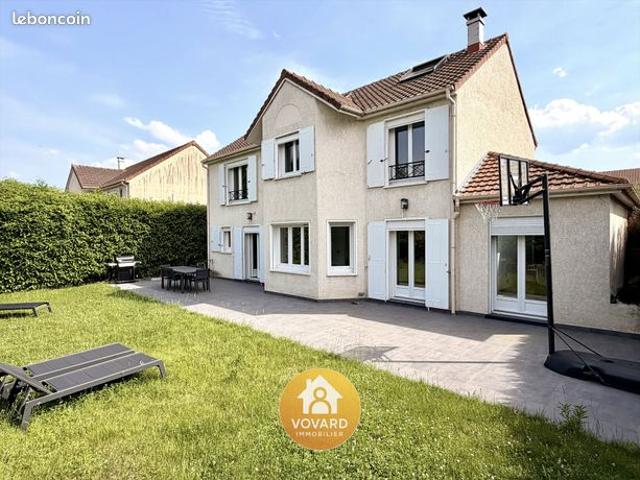 Maison 8 pièces 175 m²