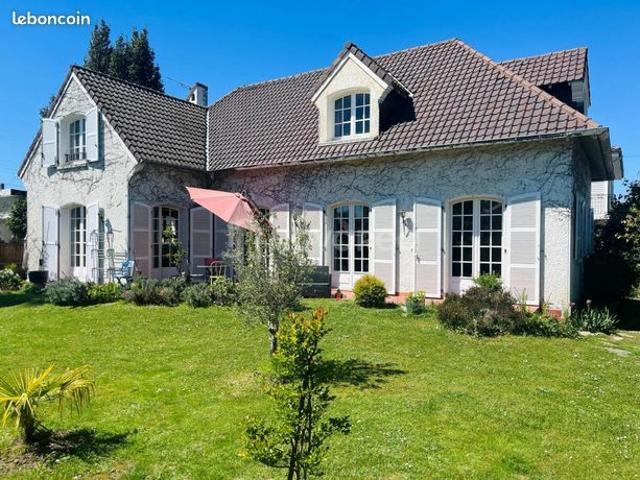 Maison 8 pièces 175 m²