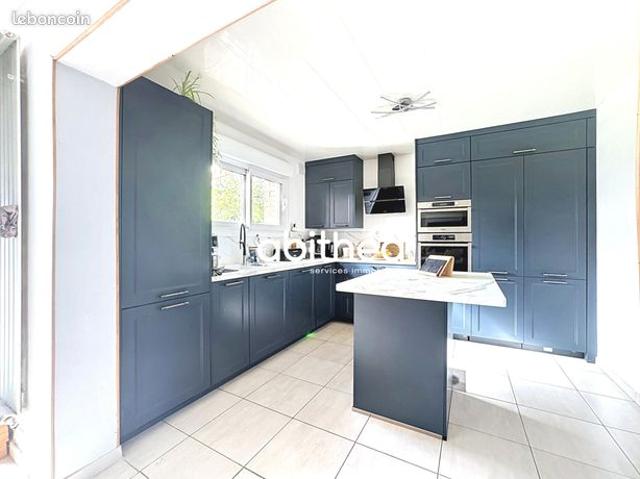 Maison 8 pièces 175 m²