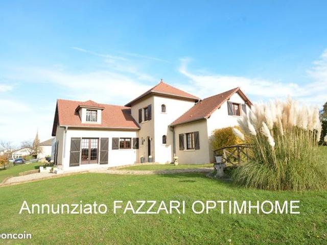 Maison 8 pièces 175 m²