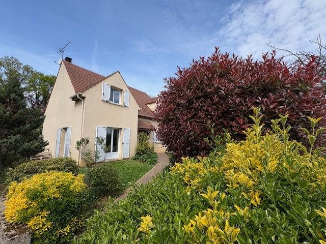 Maison 8 pièces 175 m²