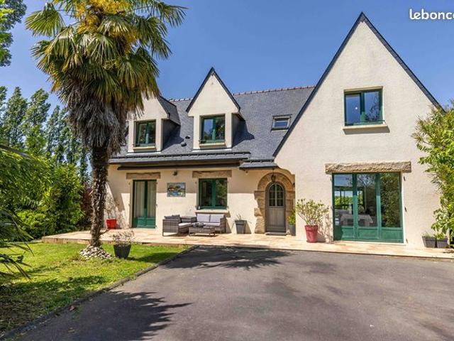 Maison 8 pièces 175 m²