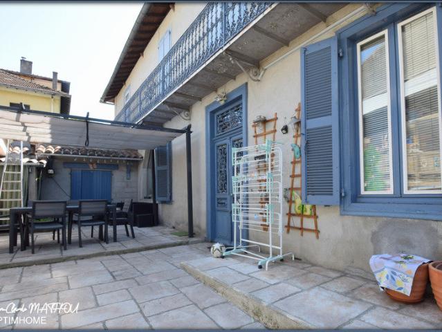 Maison 8 pièces 176 m²