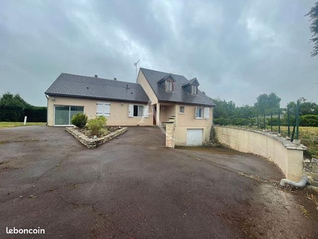 Maison 8 pièces 176 m²