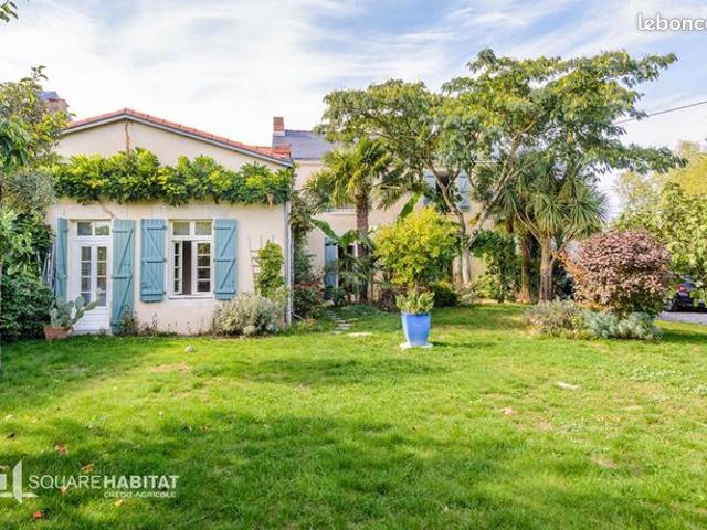 Maison 8 pièces 176 m²