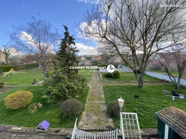 Maison 8 pièces 176 m²