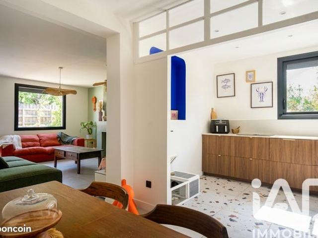 Maison 8 pièces 176 m²