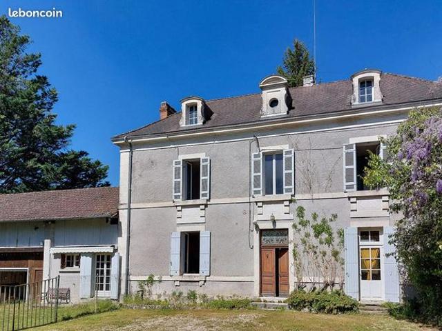 Maison 8 pièces 176 m²