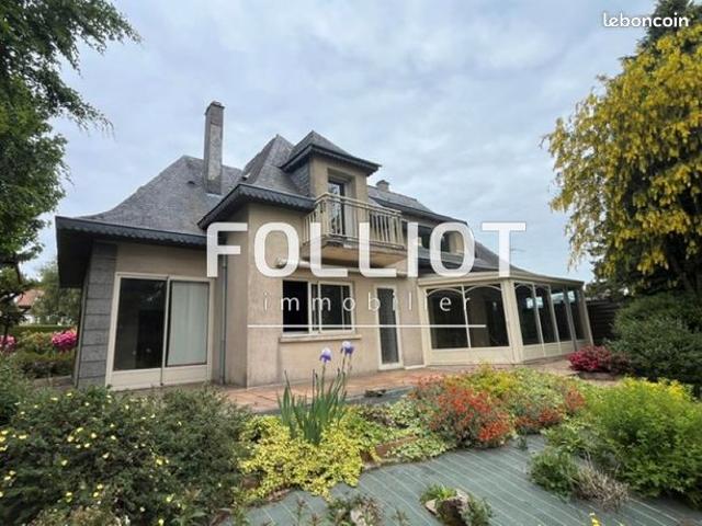 Maison 8 pièces 176 m²