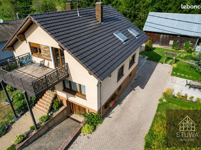 Maison 8 pièces 176 m²