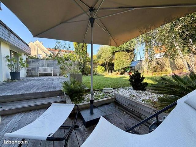 Maison 8 pièces 176 m²