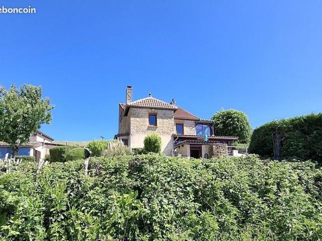 Maison 8 pièces 176 m²