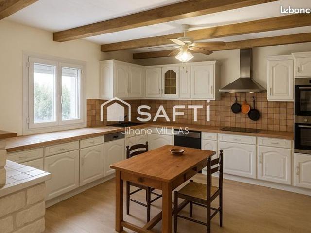 Maison 8 pièces 176 m²