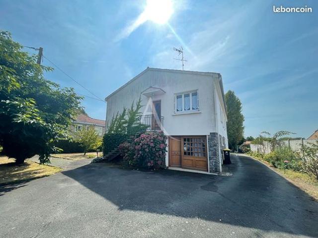 Maison 8 pièces 176 m²