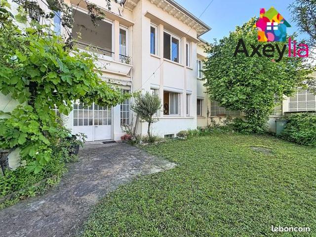 Maison 8 pièces 176 m²