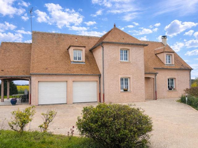 Maison 8 pièces 176 m²