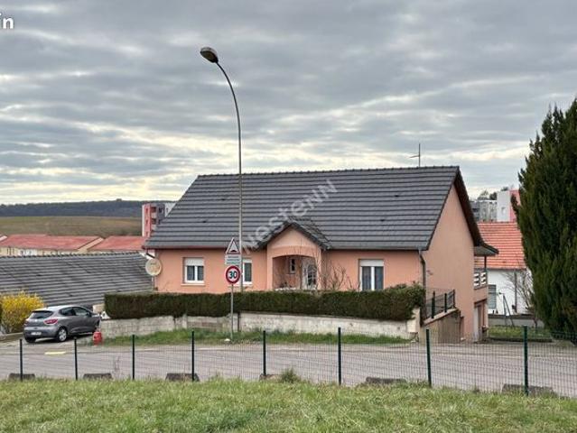 Maison 8 pièces 176 m²
