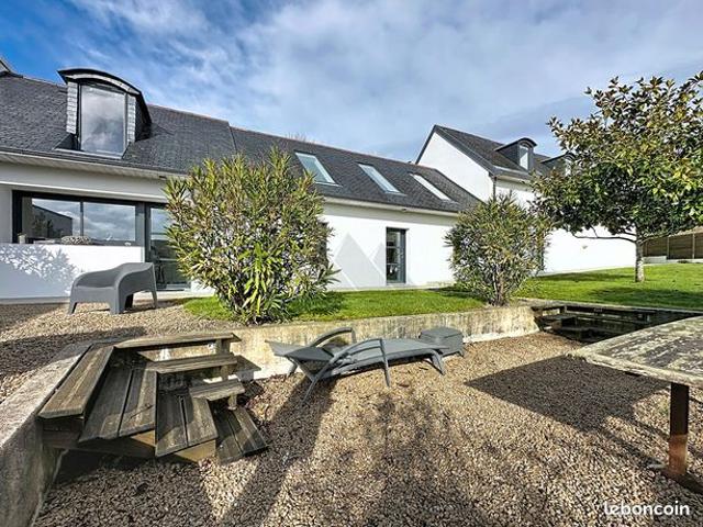 Maison 8 pièces 176 m²