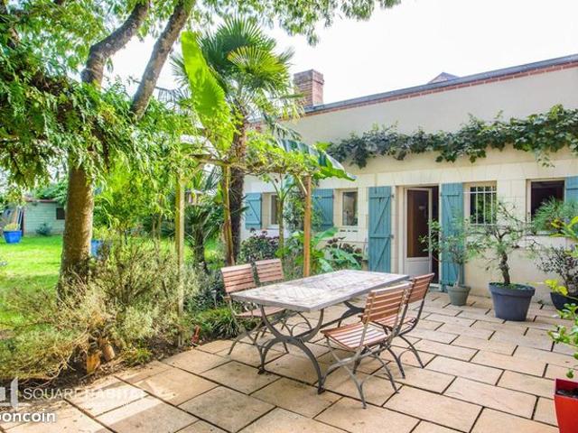 Maison 8 pièces 176 m²