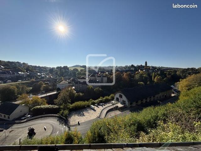 Maison 8 pièces 176 m²