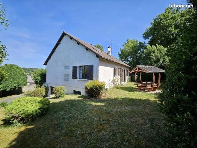 Maison 8 pièces 176 m²
