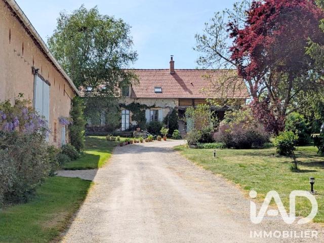 Maison 8 pièces 177 m²