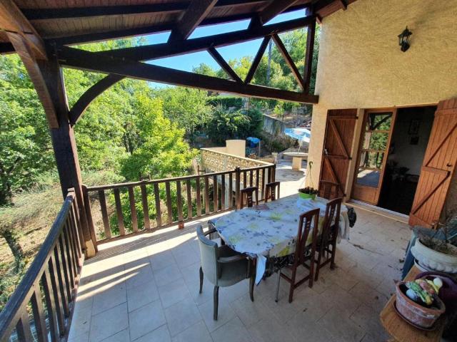 Maison 8 pièces 177 m²