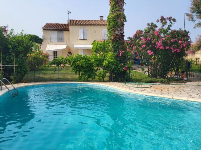 Maison 8 pièces 177 m²