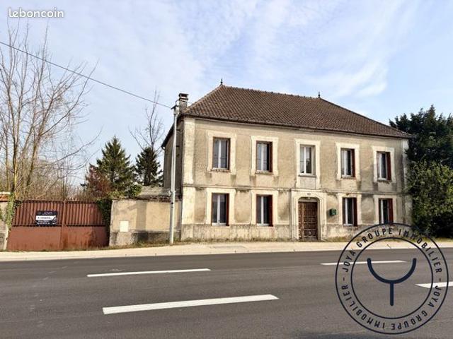 Maison 8 pièces 177 m²