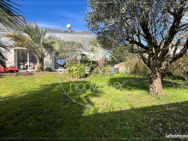 Maison 8 pièces 177 m²