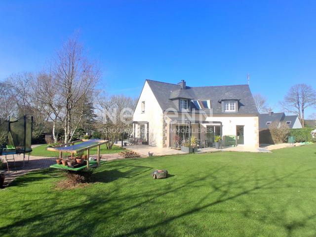 Maison 8 pièces 177 m²