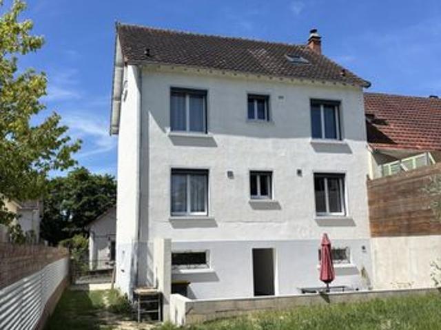 Maison 8 pièces 177 m²