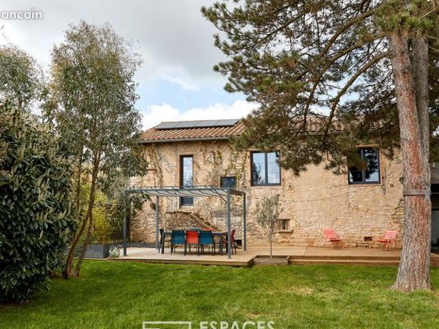Maison 8 pièces 177 m²