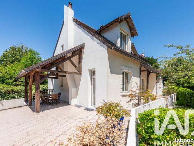 Maison 8 pièces 177 m²