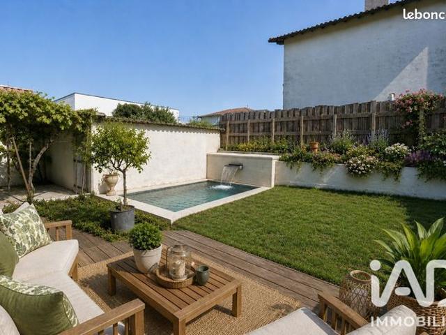 Maison 8 pièces 177 m²