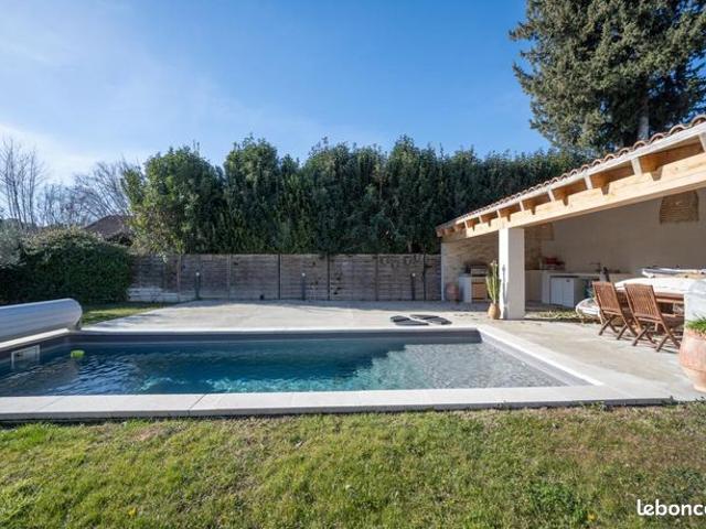 Maison 8 pièces 177 m²