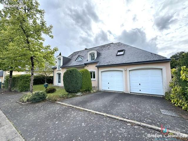 Maison 8 pièces 177 m²