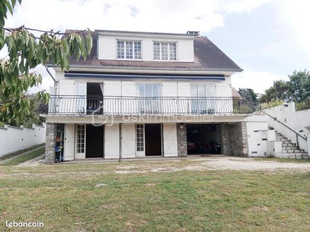 Maison 8 pièces 177 m²