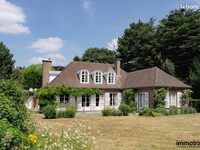 Maison 8 pièces 177 m²