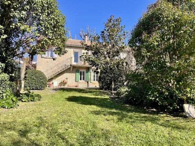 Maison 8 pièces 177 m²