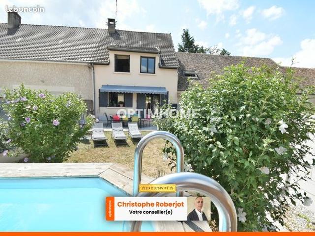 Maison 8 pièces 177 m²