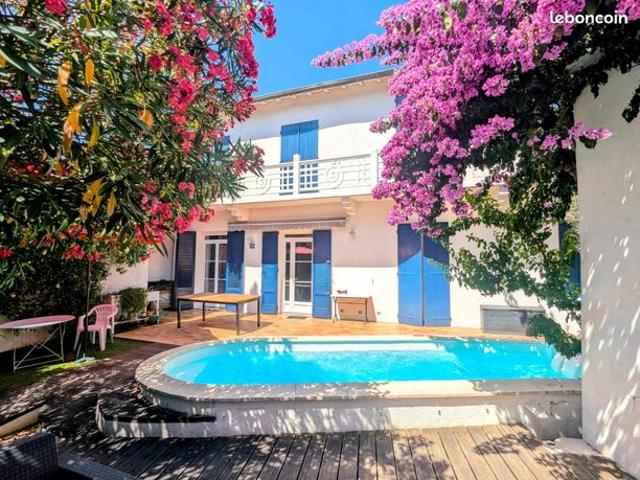 Maison 8 pièces 177 m²