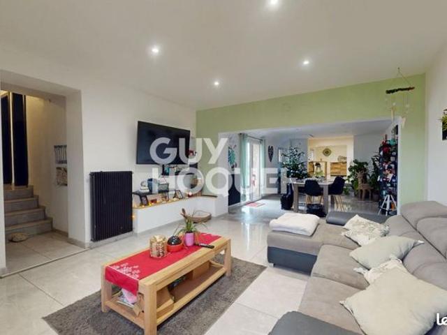 Maison 8 pièces 177 m²
