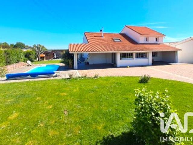 Maison 8 pièces 178 m²