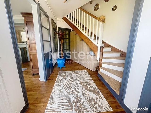 Maison 8 pièces 178 m²