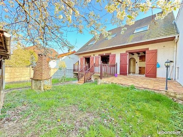 Maison 8 pièces 178 m²