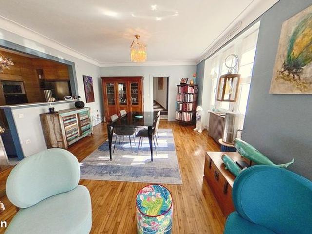 Maison 8 pièces 178 m²
