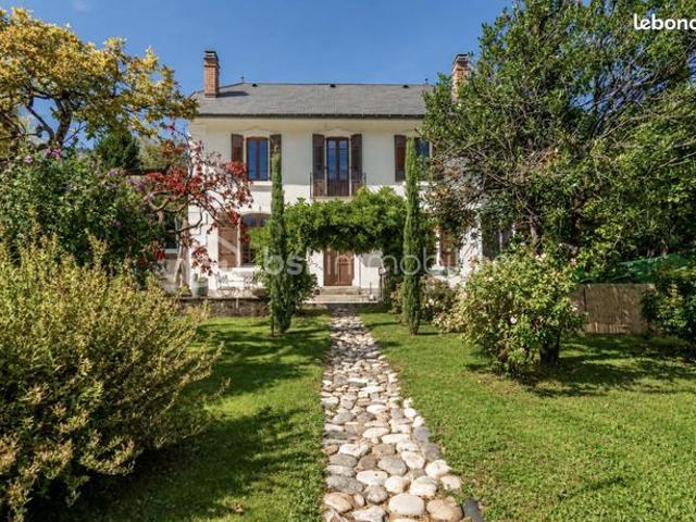 Maison 8 pièces 178 m²