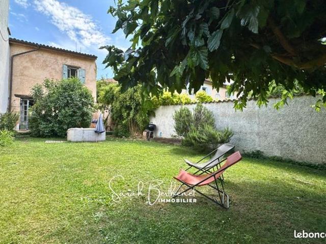Maison 8 pièces 178 m²