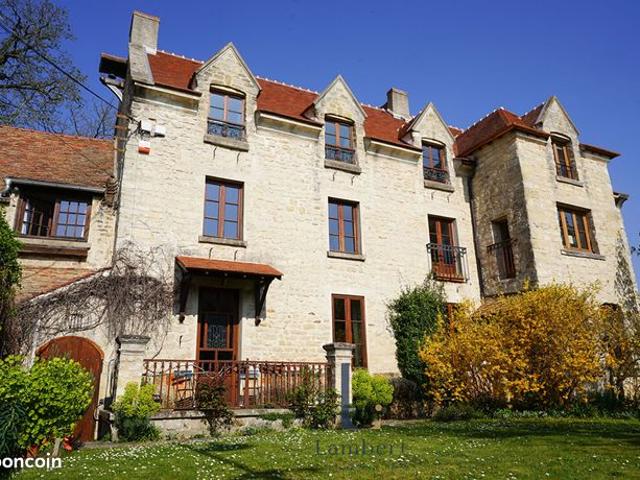 Maison 8 pièces 178 m²